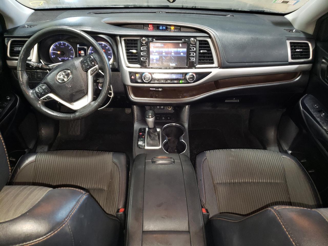 2018 Toyota Highlander - Image 8