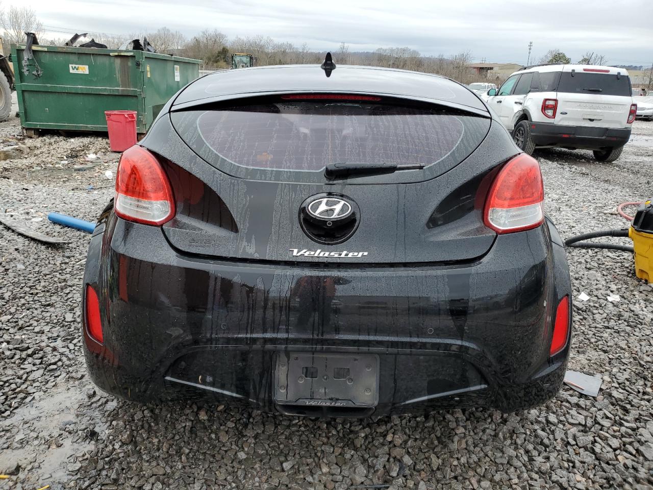 2013 Hyundai Veloster - Image 6
