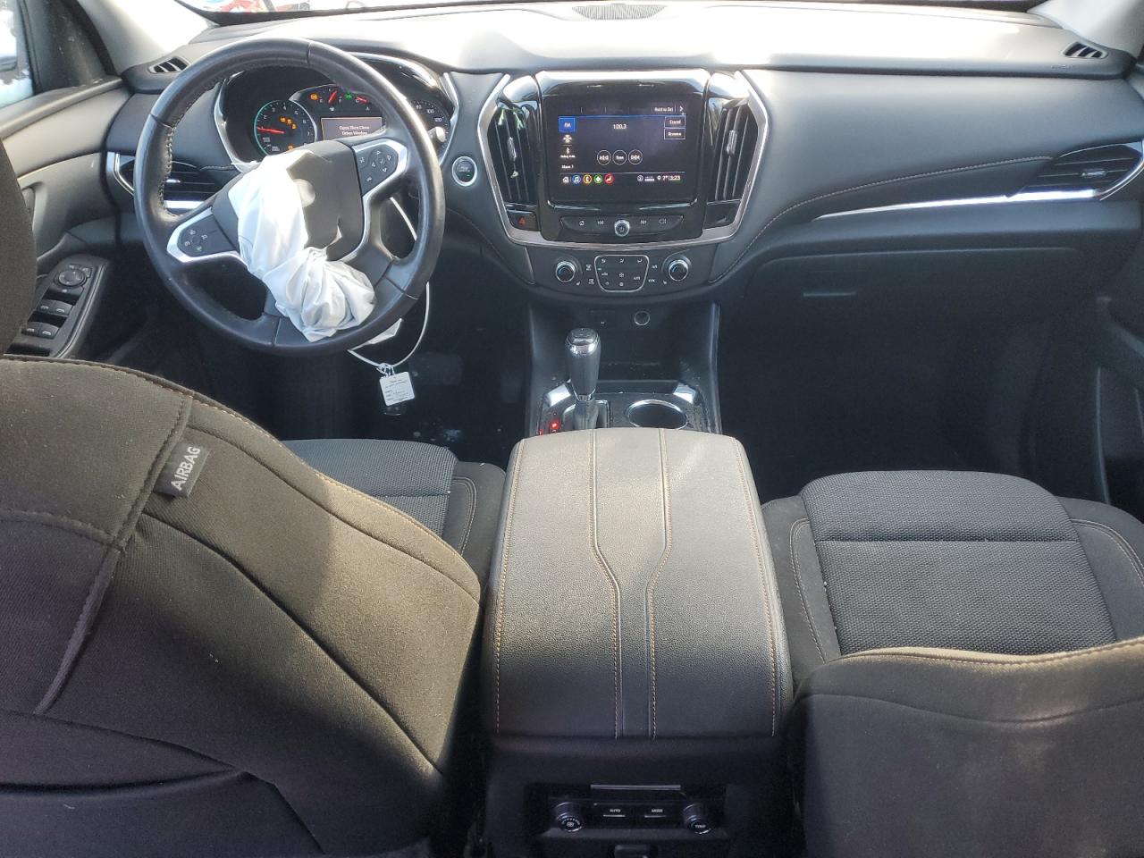 2020 Chevrolet Traverse - Image 8