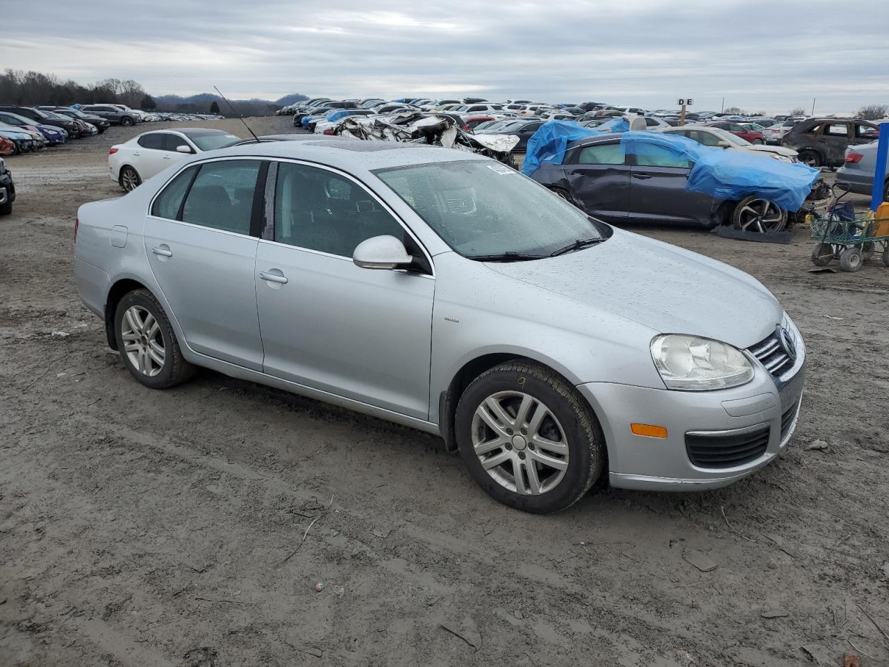 2007 Volkswagen Jetta - Image 4
