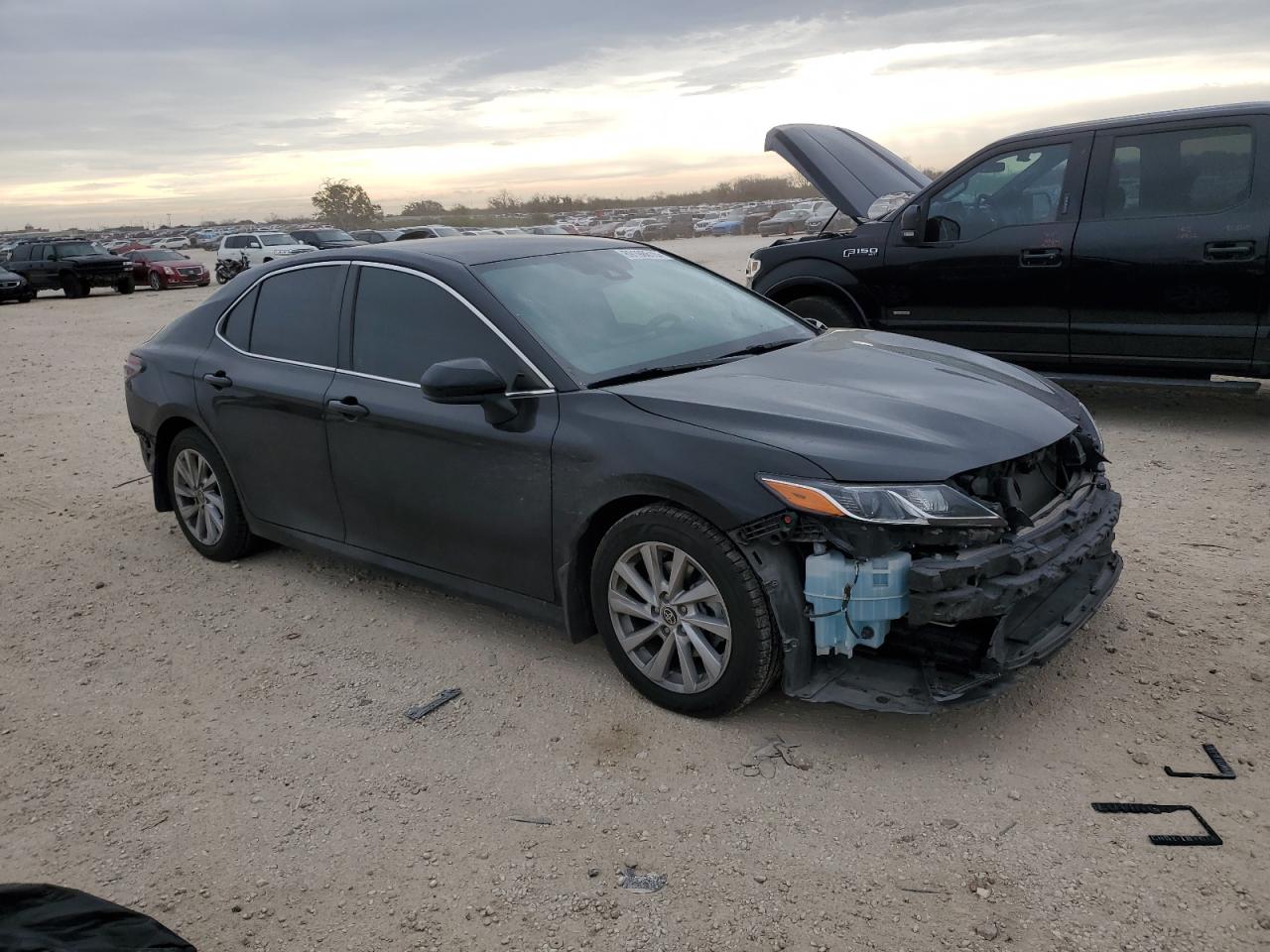 2022 Toyota Camry - Image 4