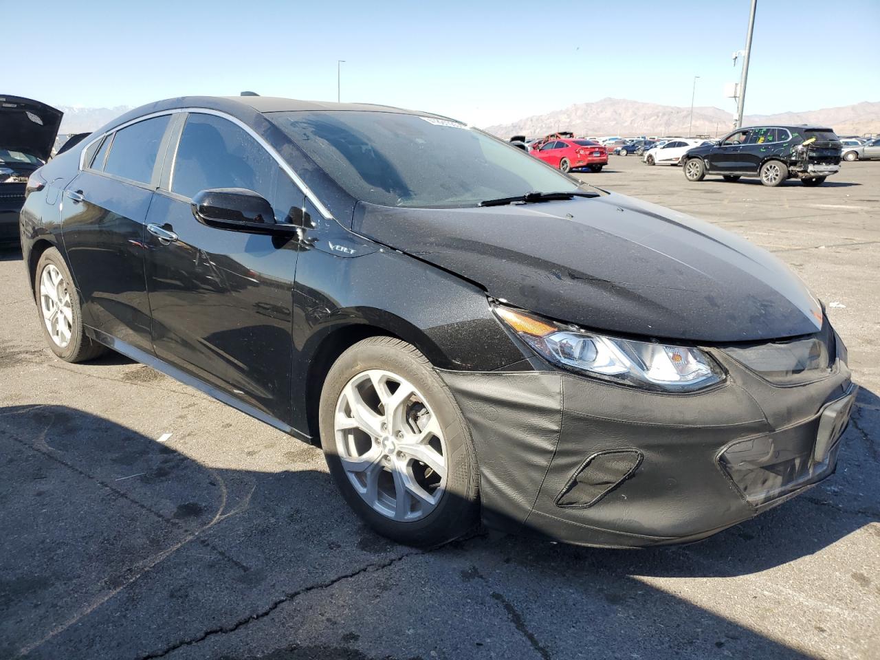 2017 Chevrolet Volt - Image 4