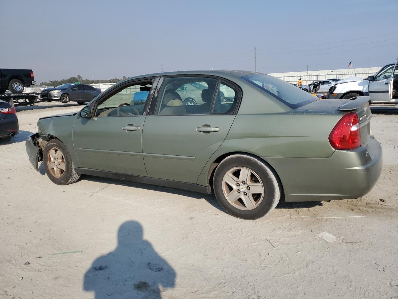 2005 Chevrolet Malibu - Image 2
