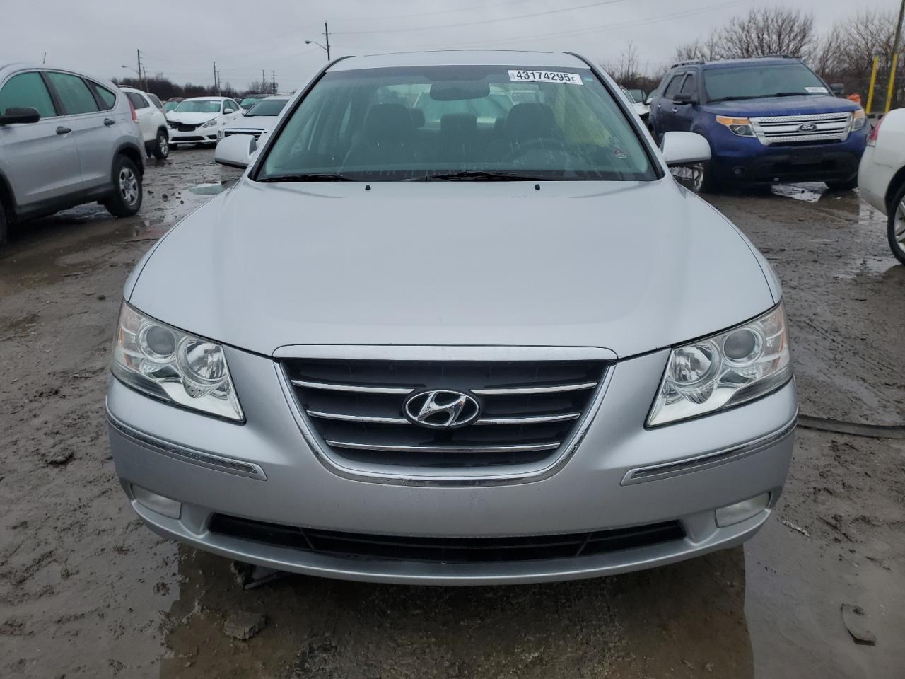 2009 Hyundai Sonata - Image 5