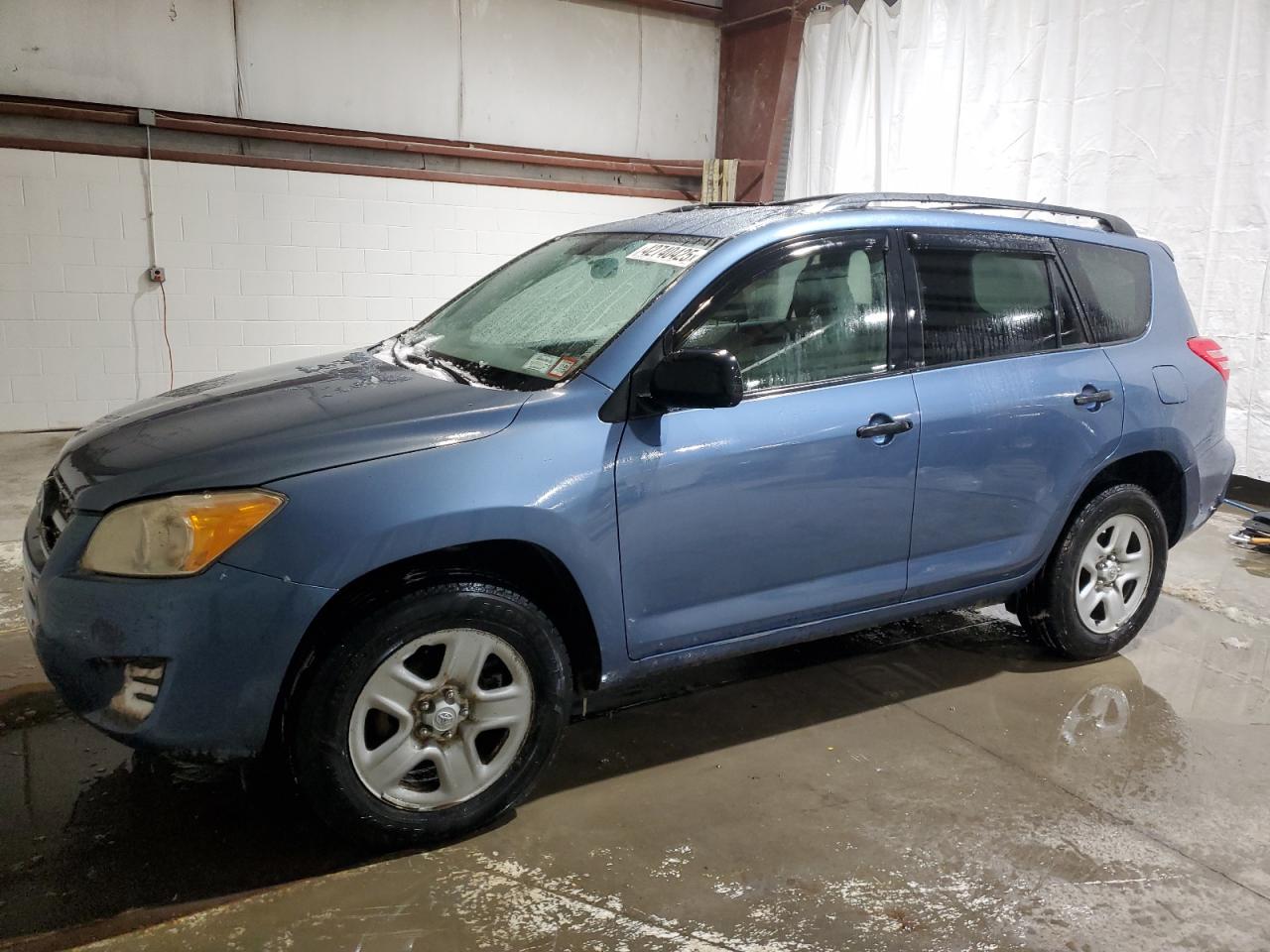2009 Toyota RAV 4 - Image 1