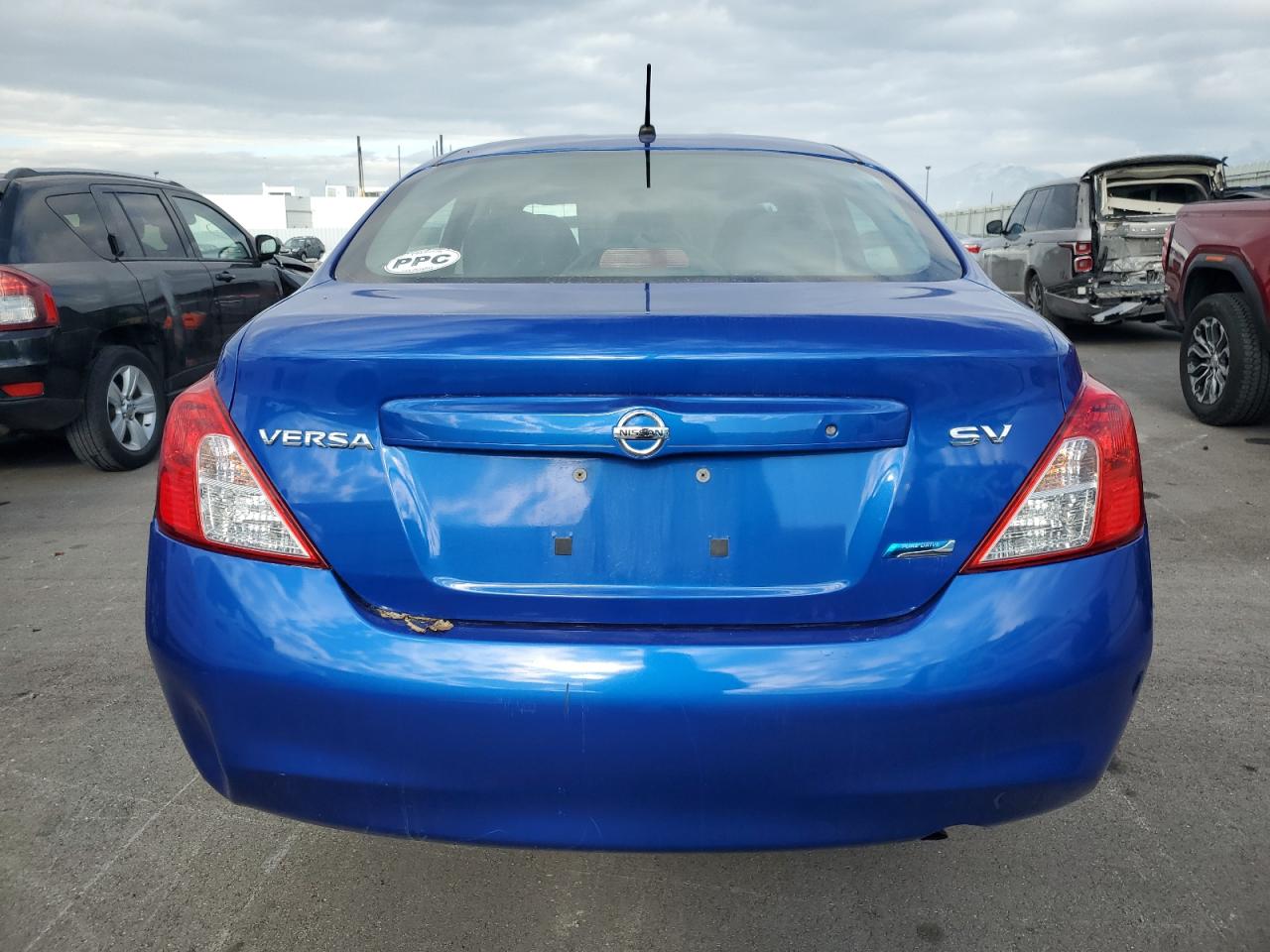 2012 Nissan Versa - Image 6