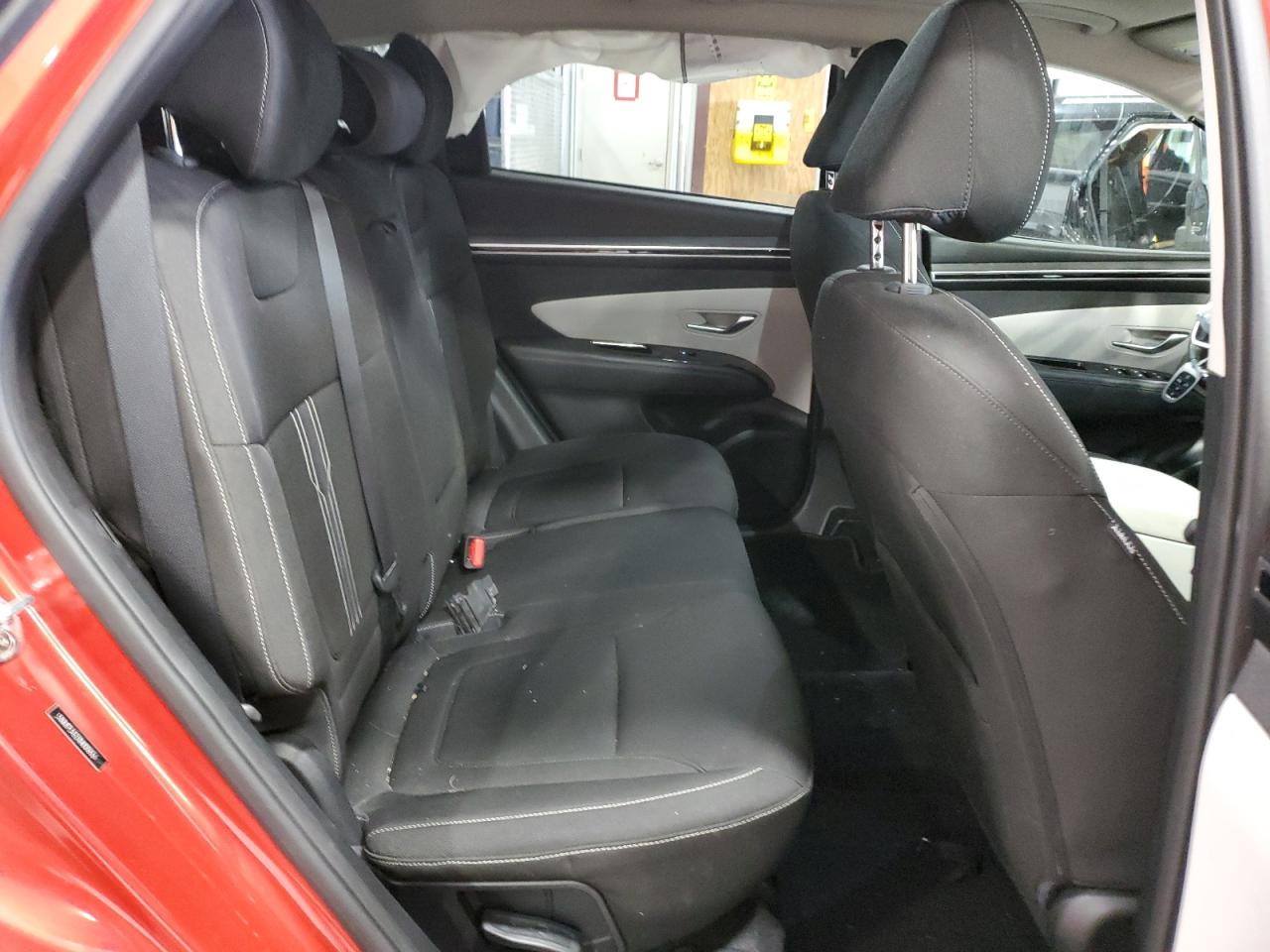 2022 Hyundai Tucson - Image 11