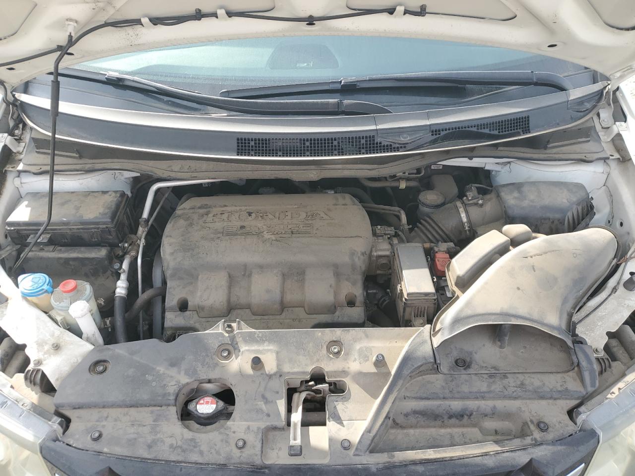 2015 Honda Odyssey - Image 12