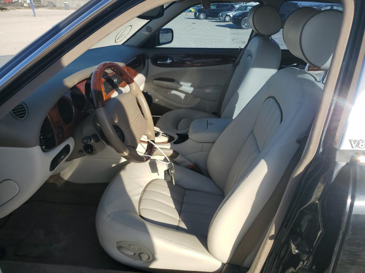 2003 Jaguar XJ - Image 7