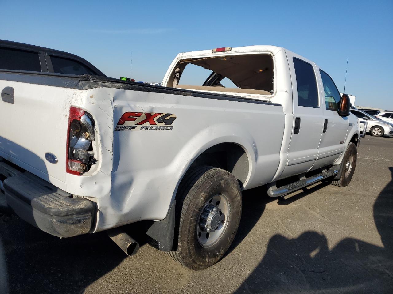 2003 Ford F250 - Image 3