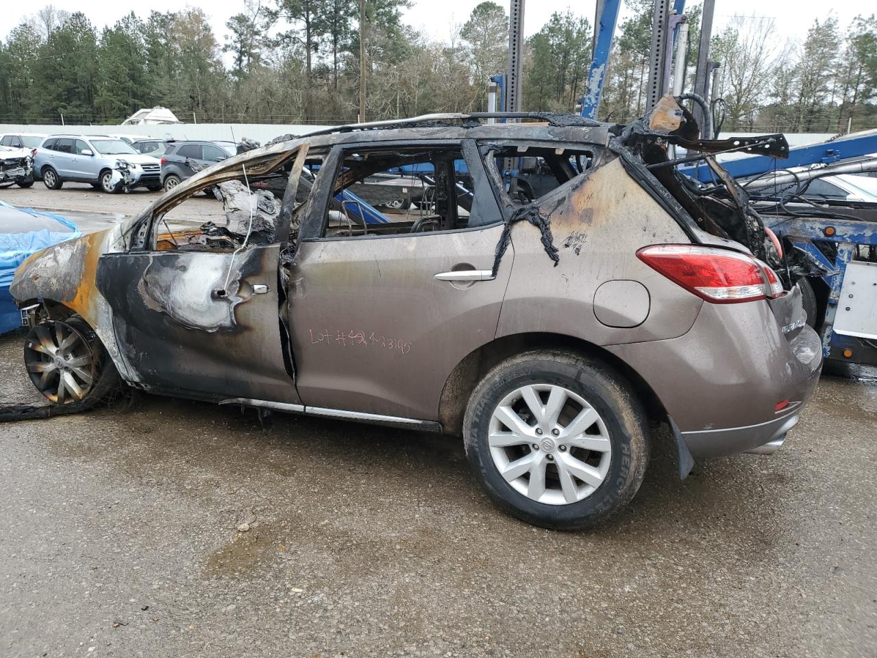 2011 Nissan Murano - Image 2