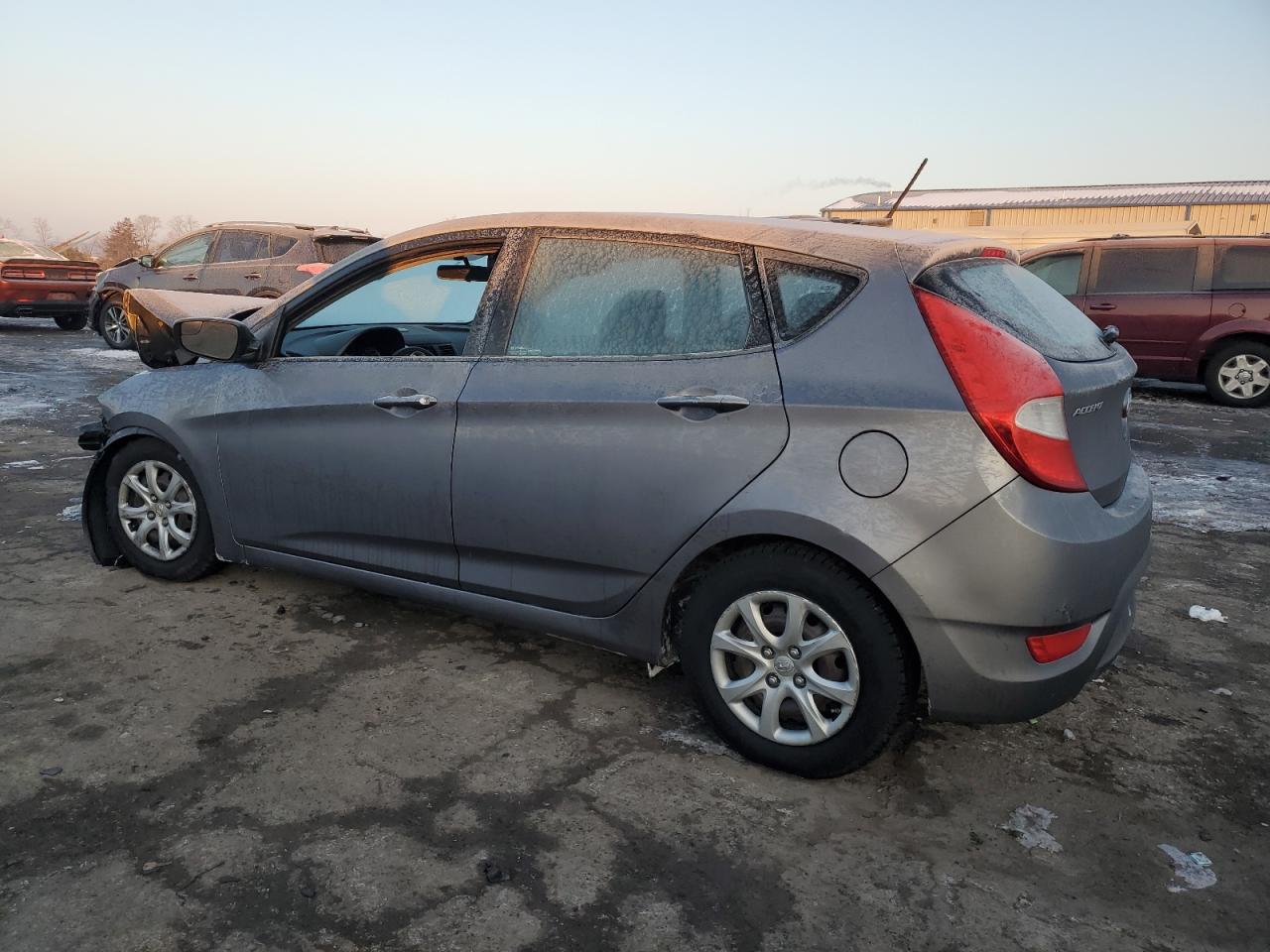 2014 Hyundai Accent - Image 2