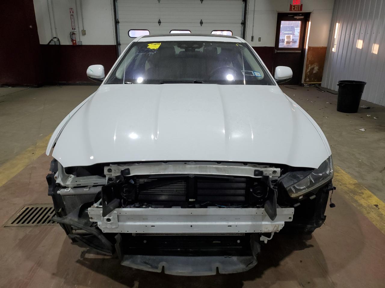2018 Jaguar XE - Image 5
