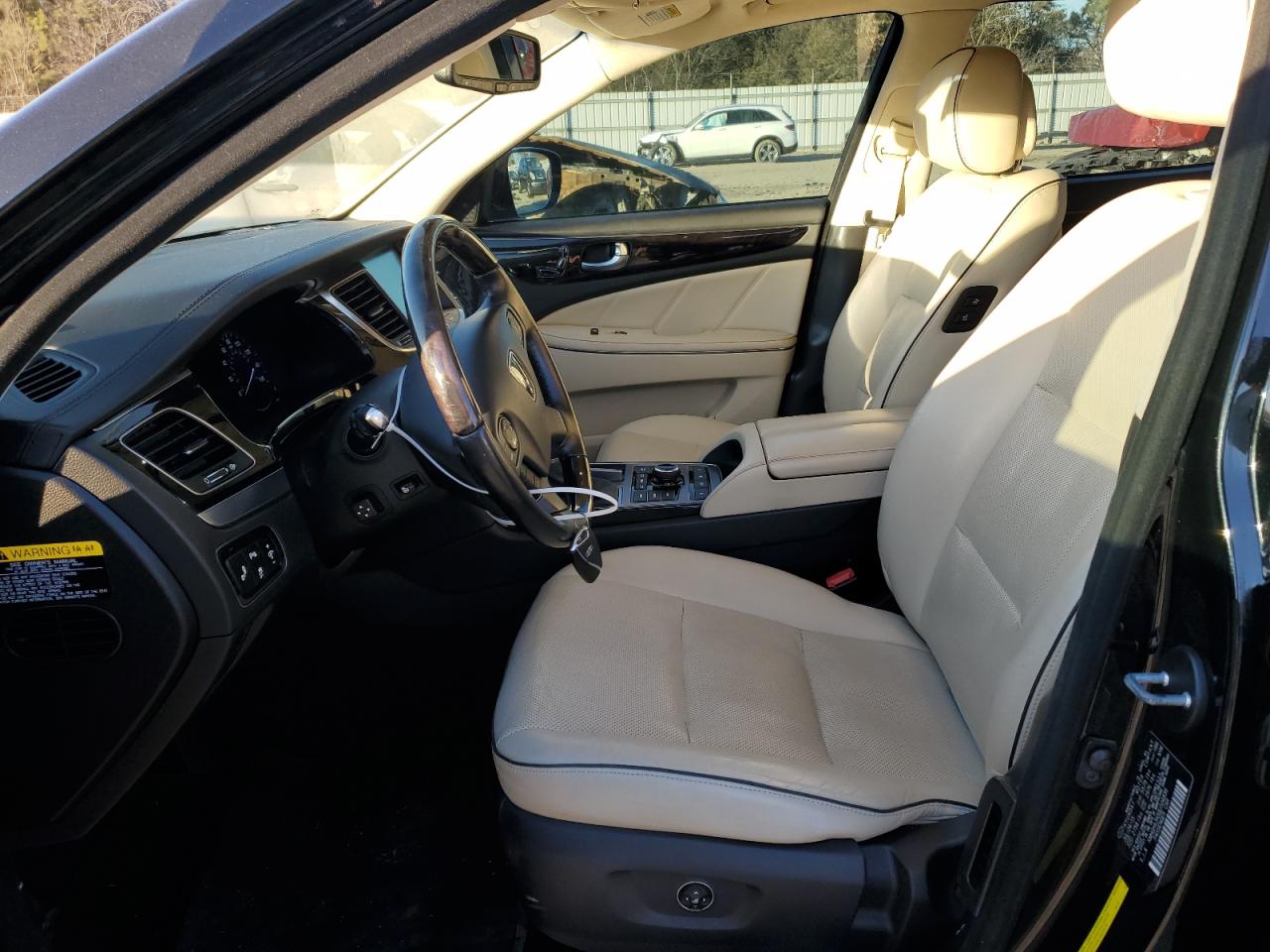 2016 Hyundai Equus - Image 7