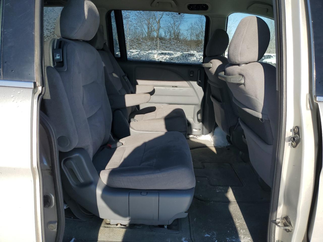 2006 Honda Odyssey - Image 11