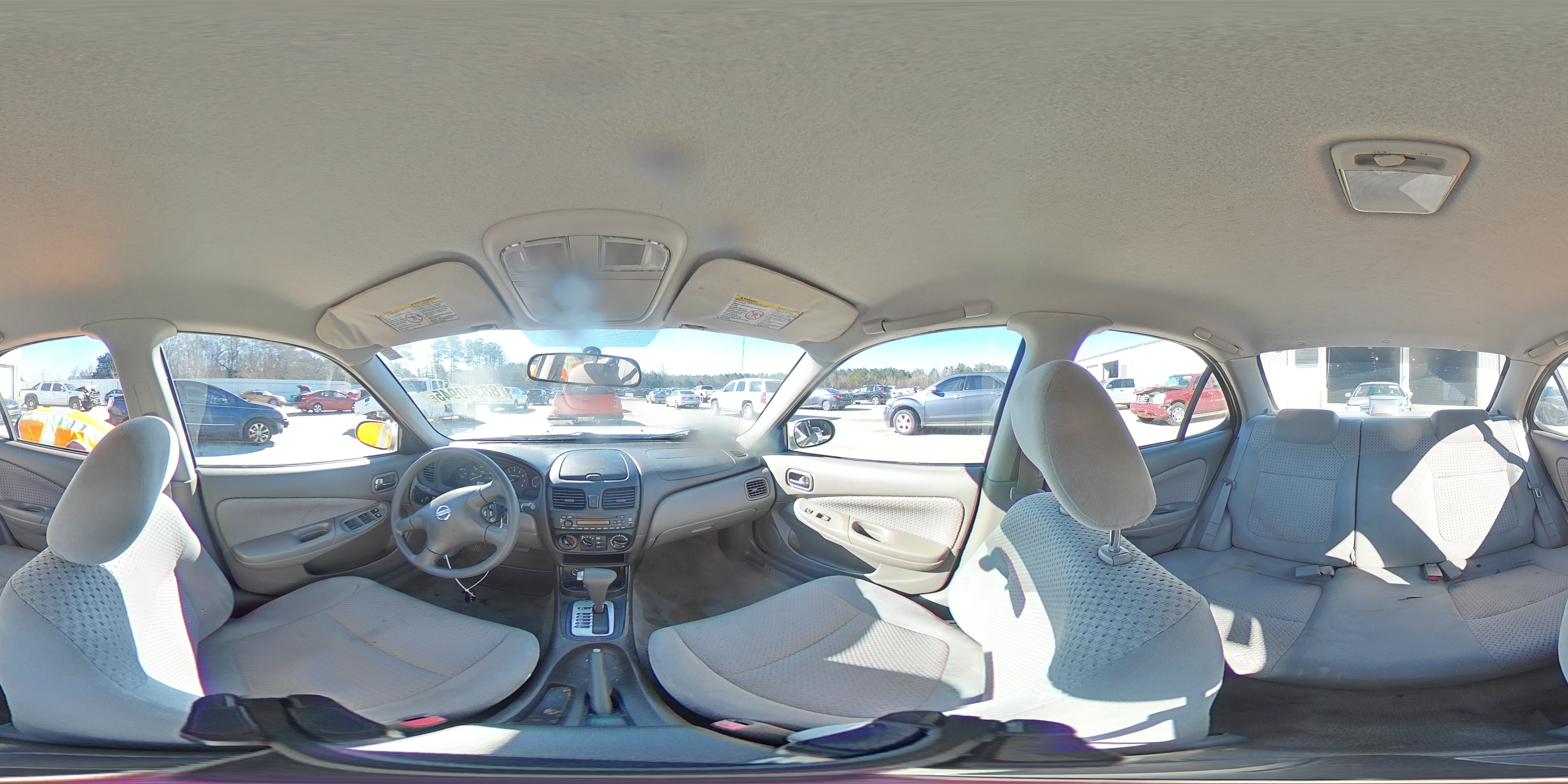 2005 Nissan Sentra - Image 13