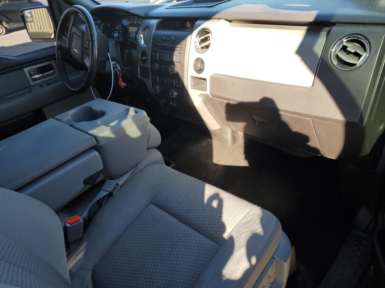 2011 Ford F-150 - Image 8