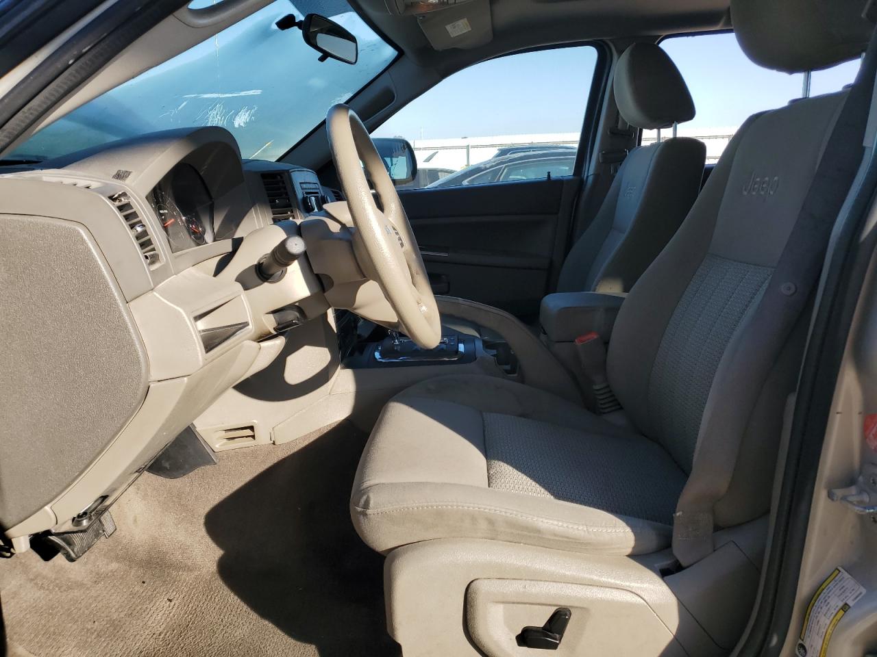 2007 Jeep Grand Cherokee - Image 7