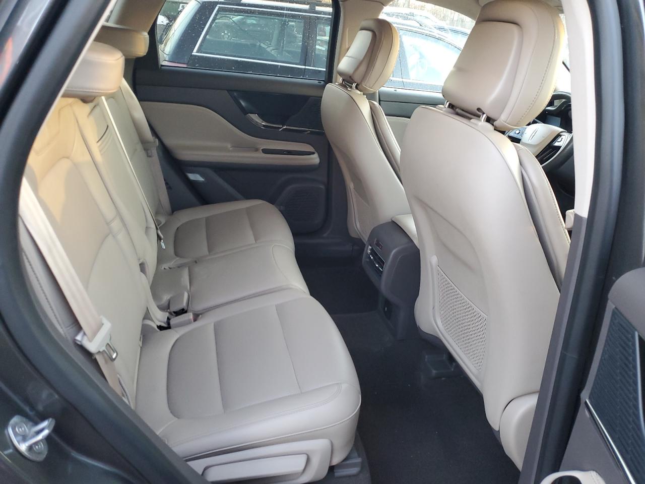 2020 Lincoln Corsair - Image 10