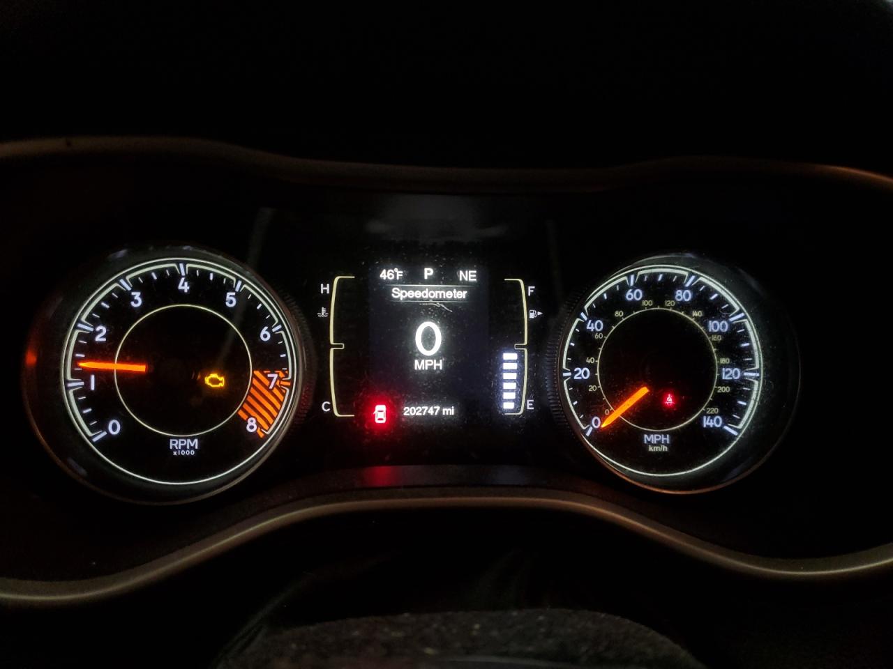 2014 Jeep Grand Cherokee - Image 9