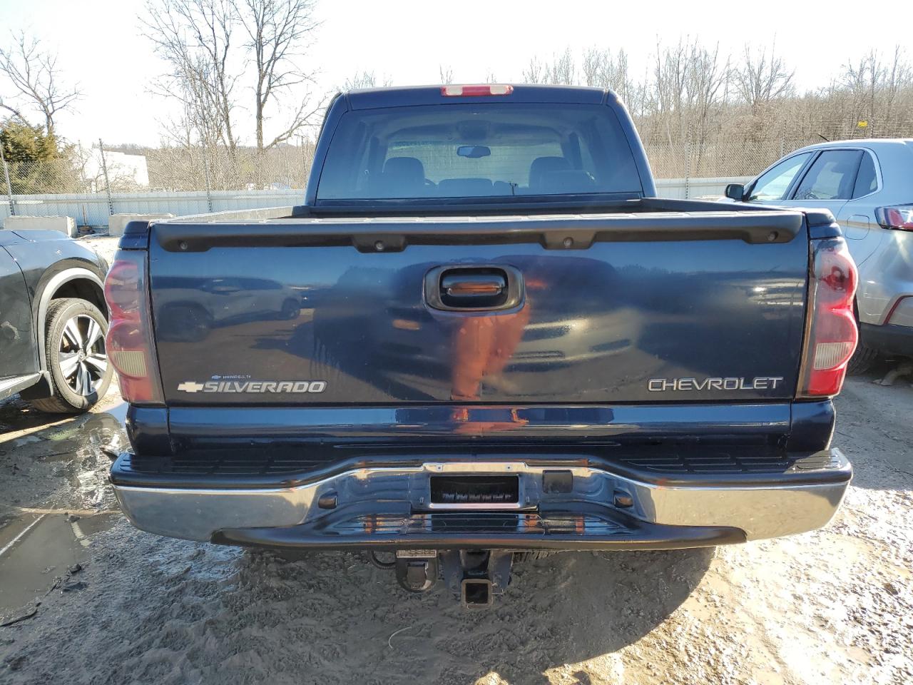 2005 Chevrolet Silverado - Image 6