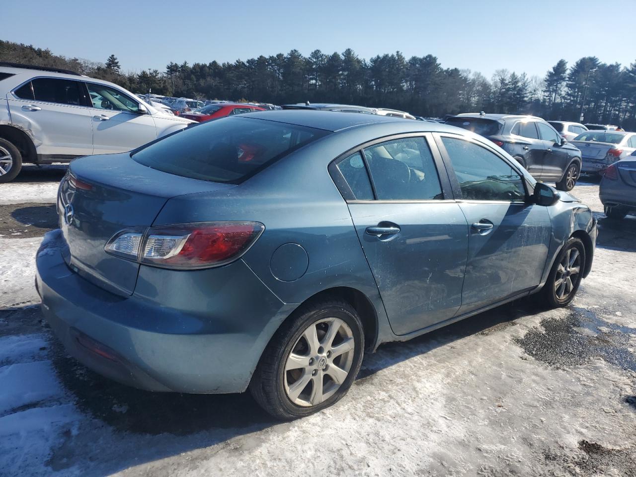 2010 Mazda 3 - Image 3
