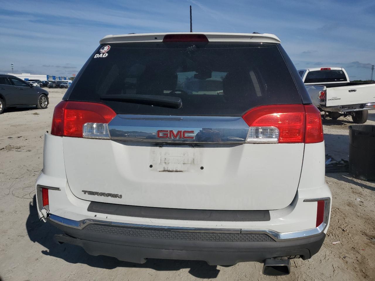 2016 GMC Terrain - Image 6