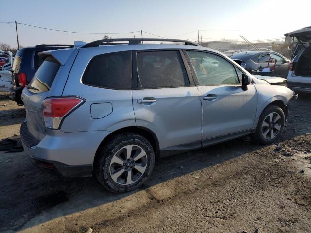  SUBARU FORESTER 2018 Серебристый