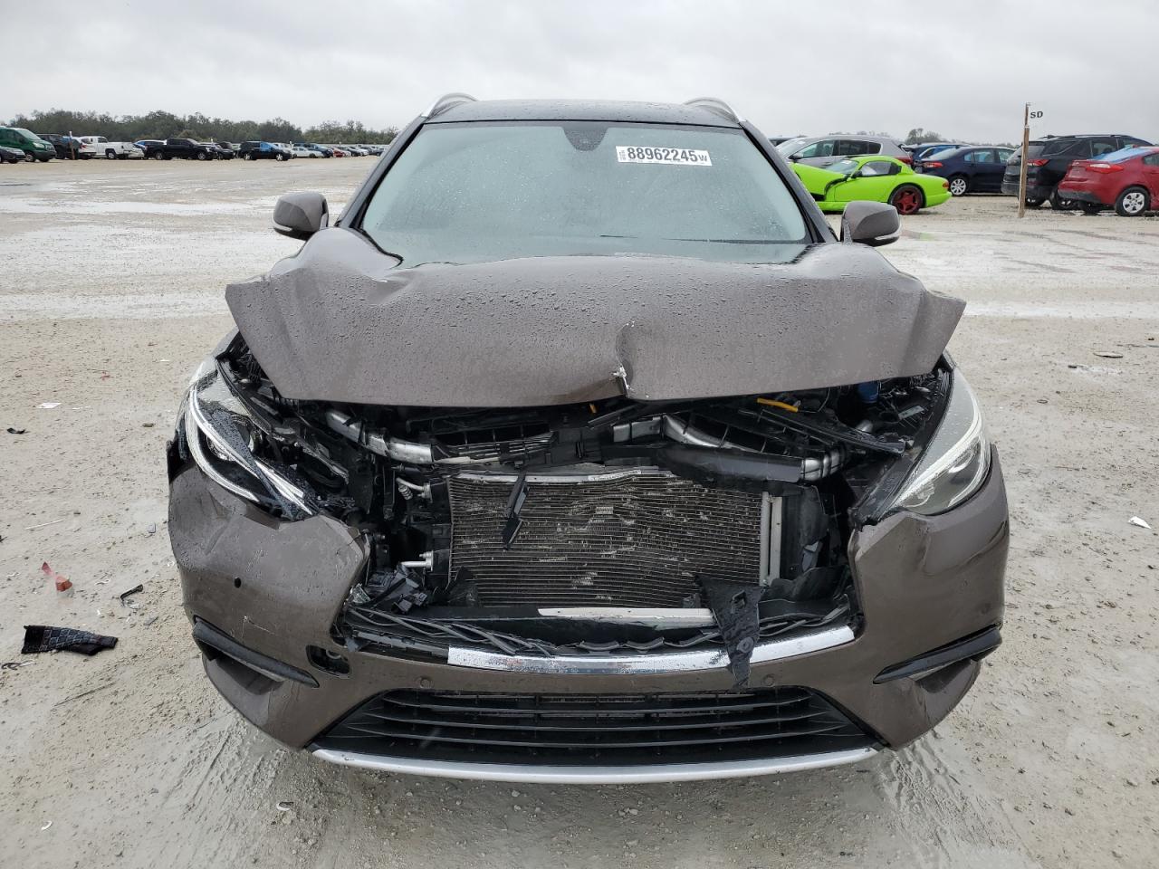 2017 Infiniti QX30 - Image 5