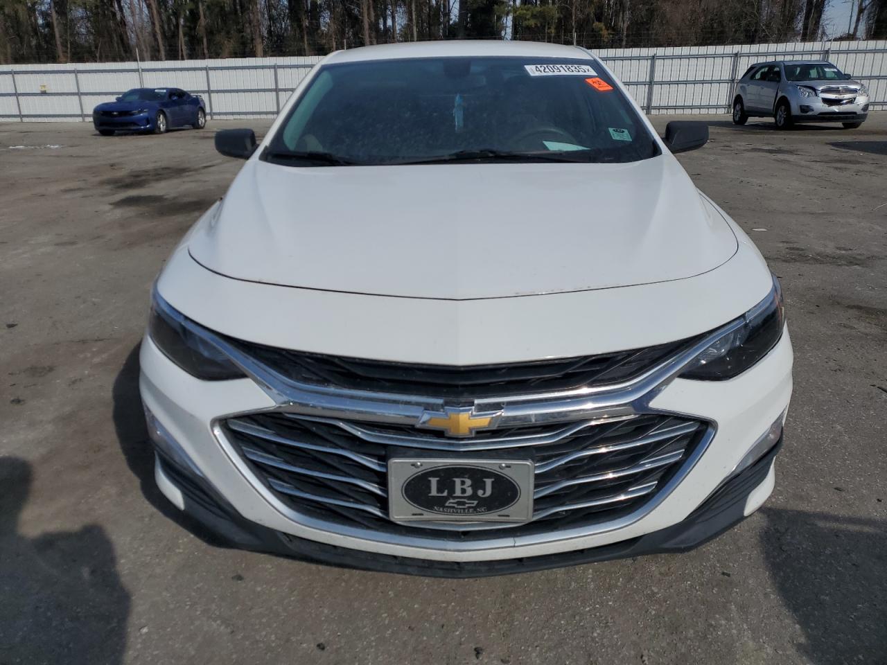 2019 Chevrolet Malibu - Image 5