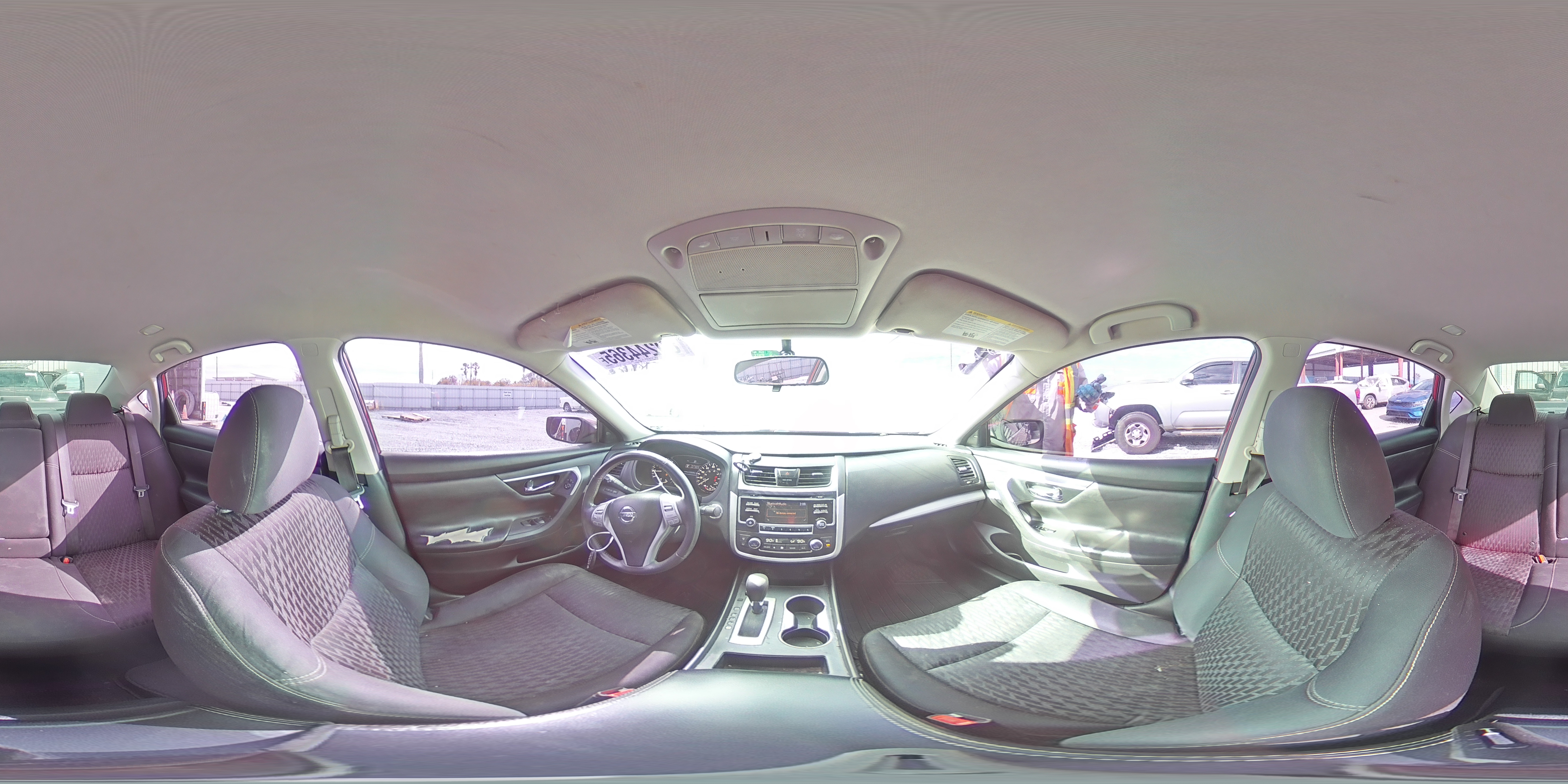 2017 Nissan Altima - Image 14