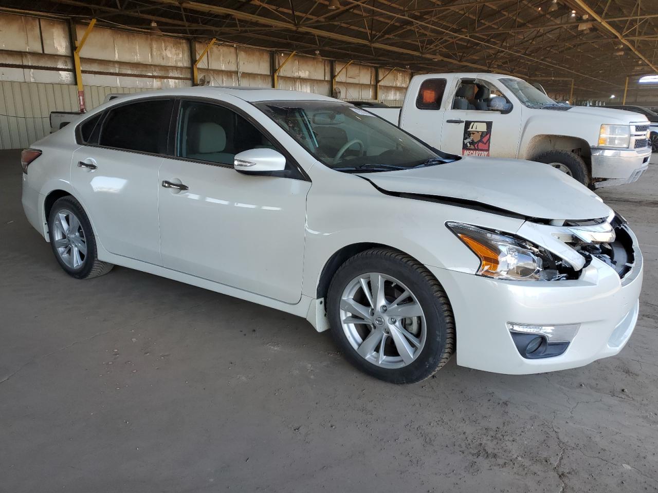 2015 Nissan Altima - Image 4