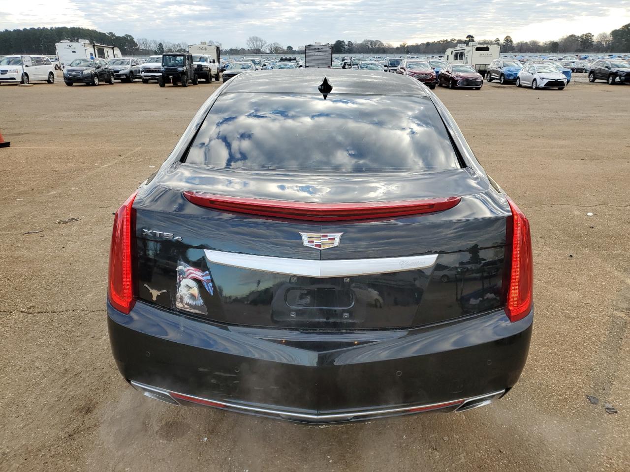 2016 Cadillac XTS - Image 6