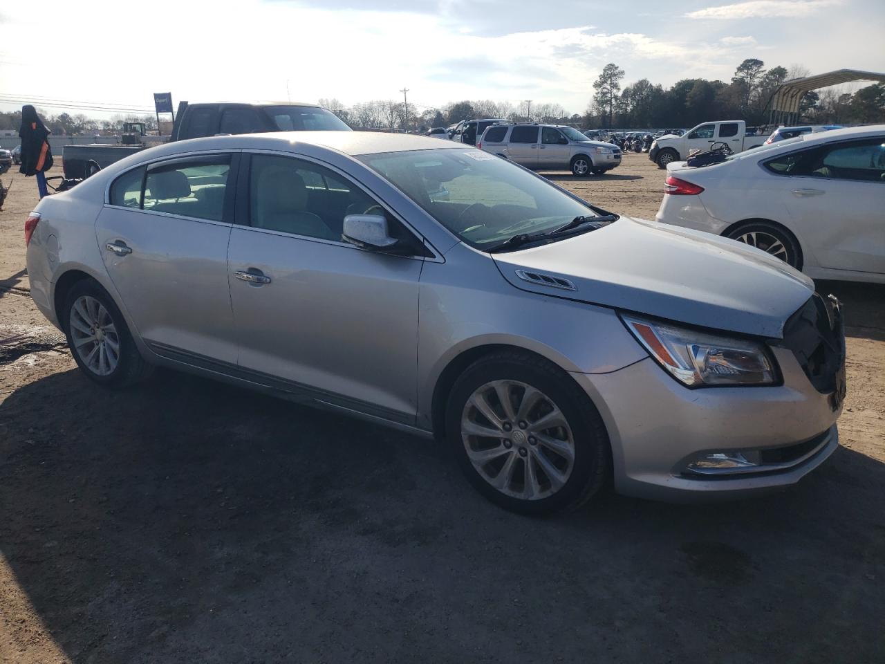 2016 Buick LaCrosse - Image 4