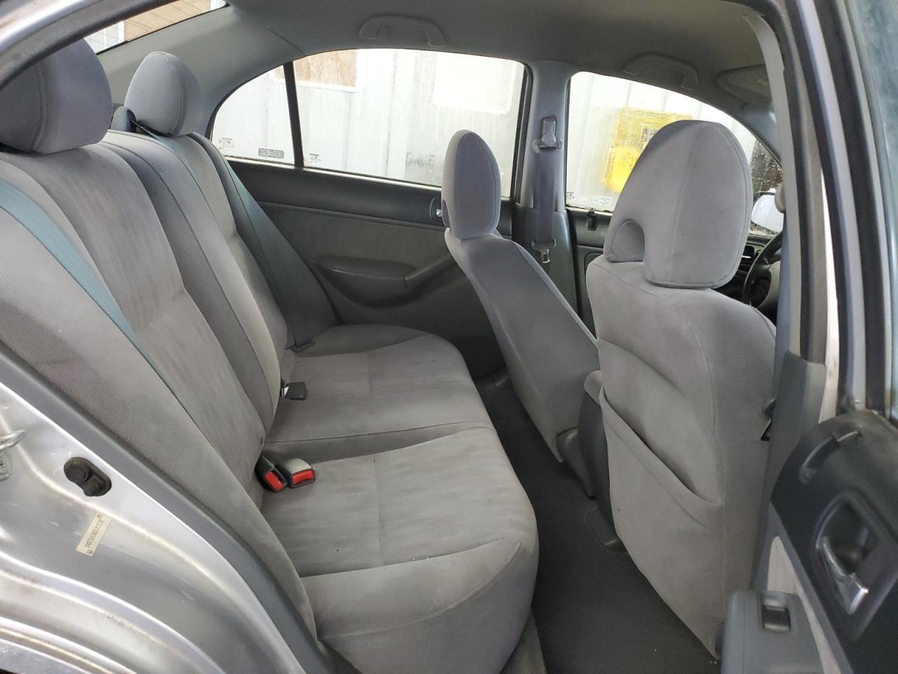 2003 Honda Civic - Image 10