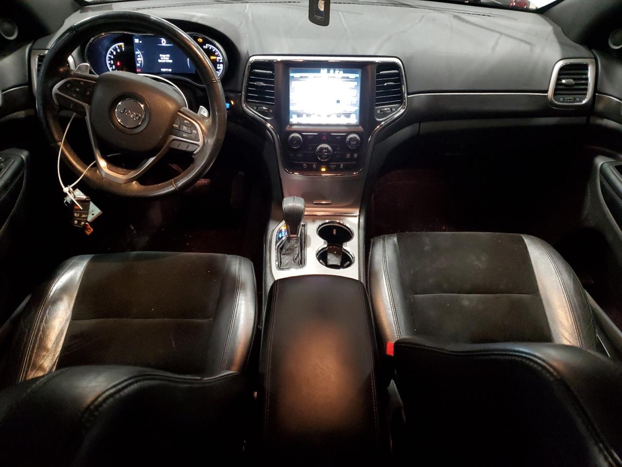 2017 Jeep Grand Cherokee - Image 8