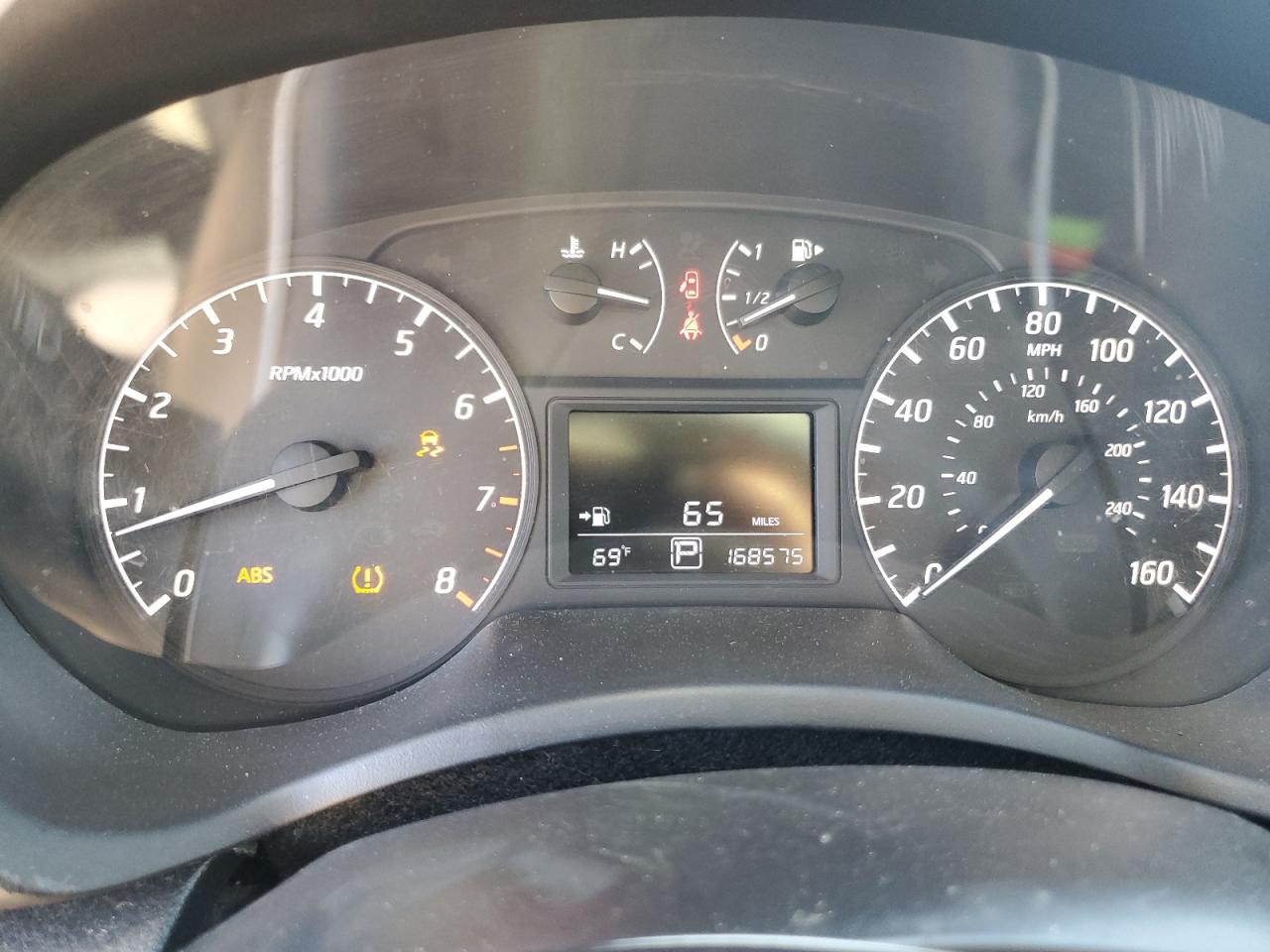 2014 Nissan Sentra - Image 9