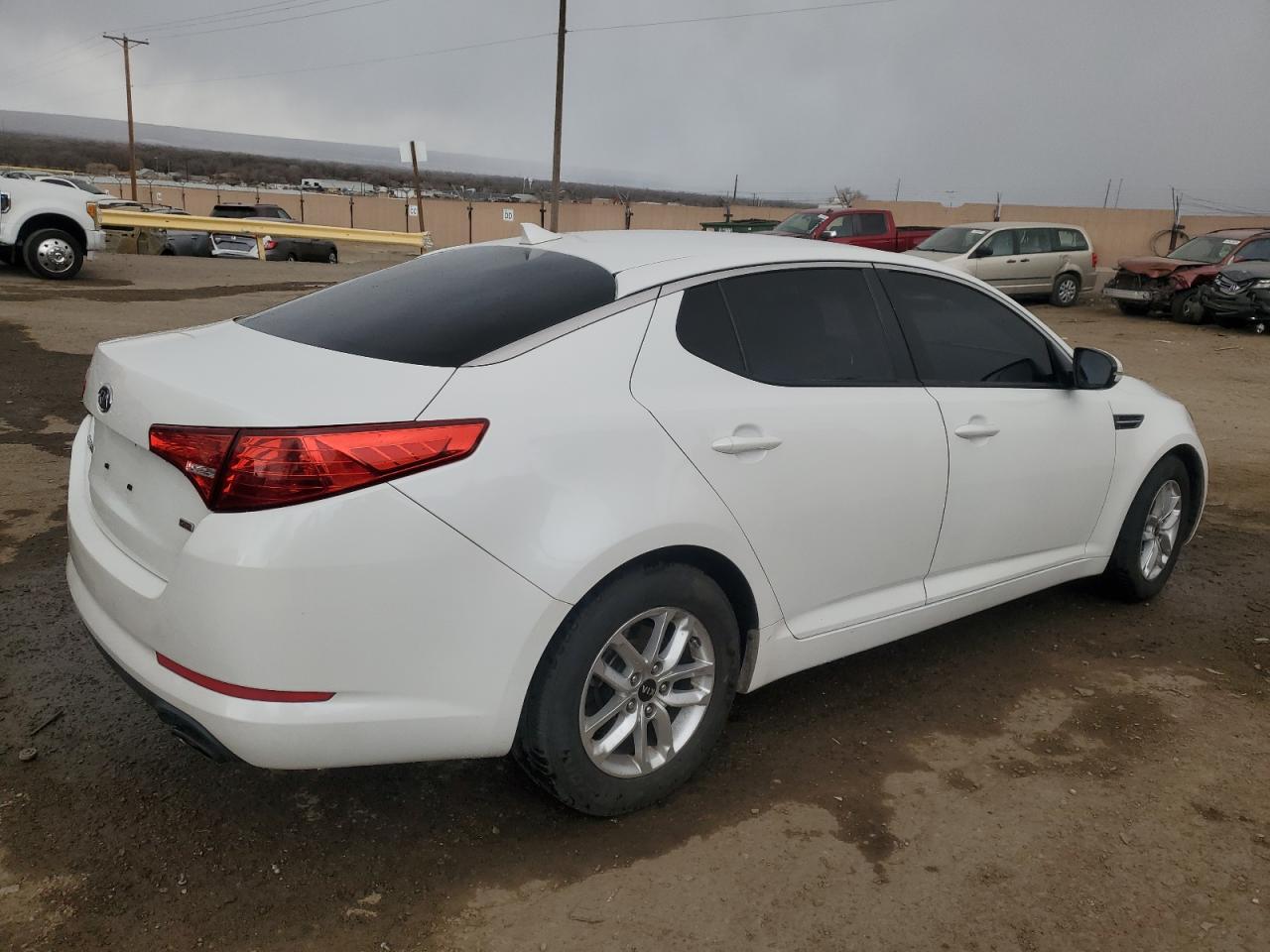 2011 Kia Optima - Image 3