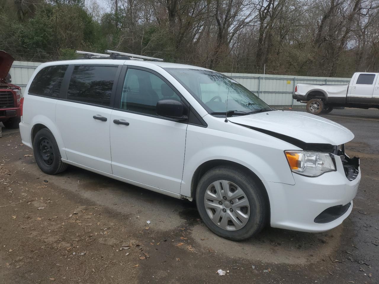 2020 Dodge Caravan - Image 4