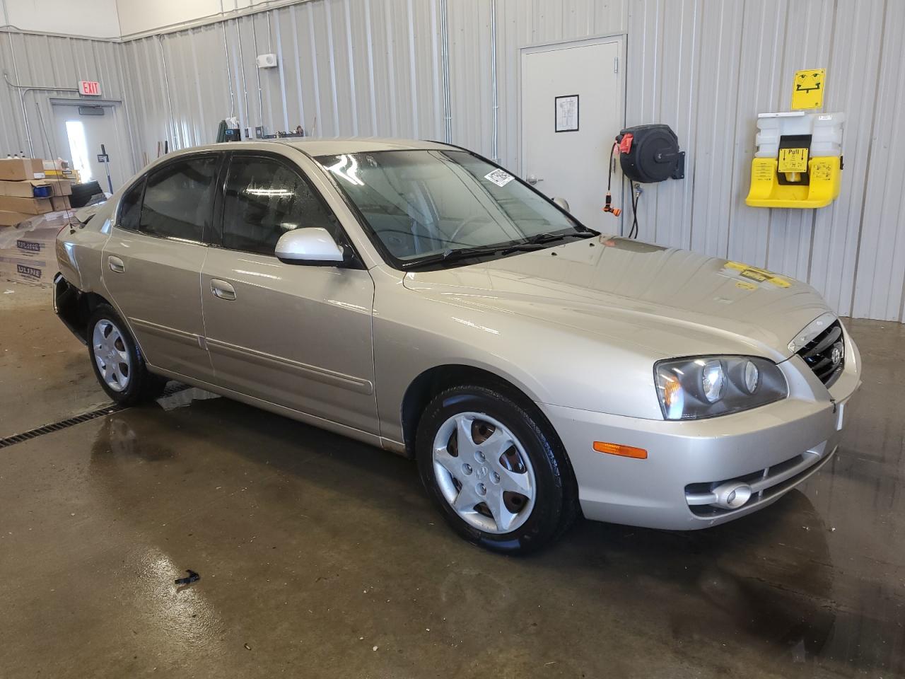 2005 Hyundai Elantra - Image 4