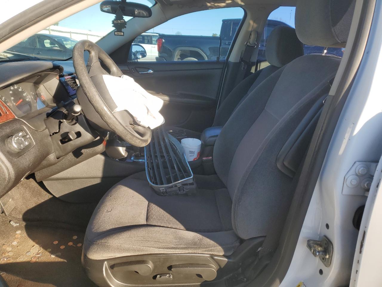 2010 Chevrolet Impala - Image 7