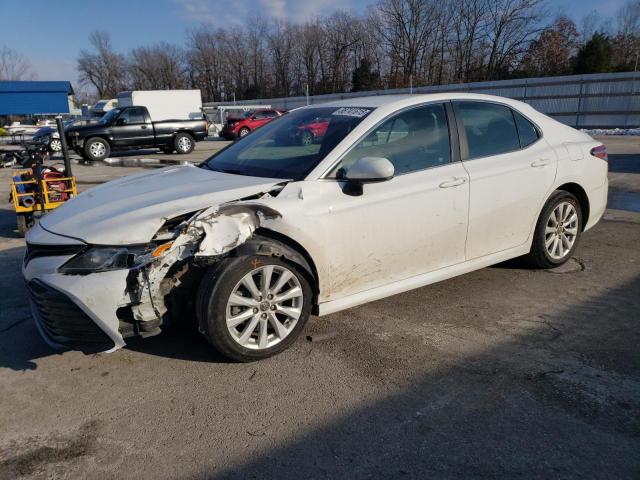  TOYOTA CAMRY 2018 Biały