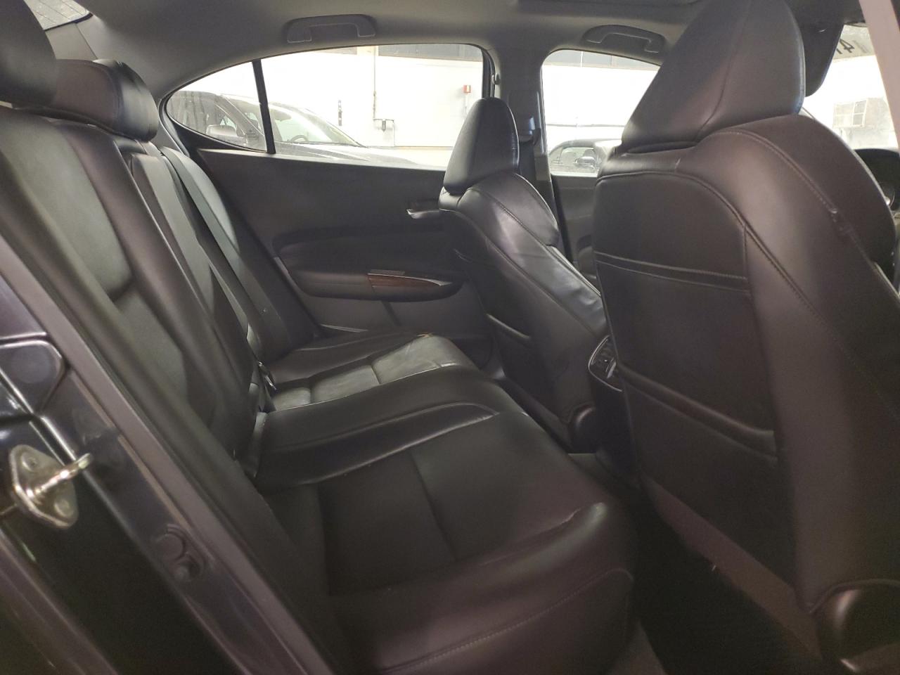 2015 Acura TLX - Image 10