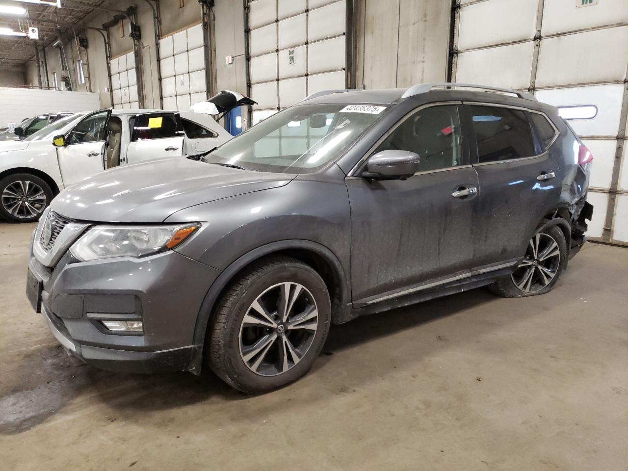 2018 Nissan Rogue - Image 1