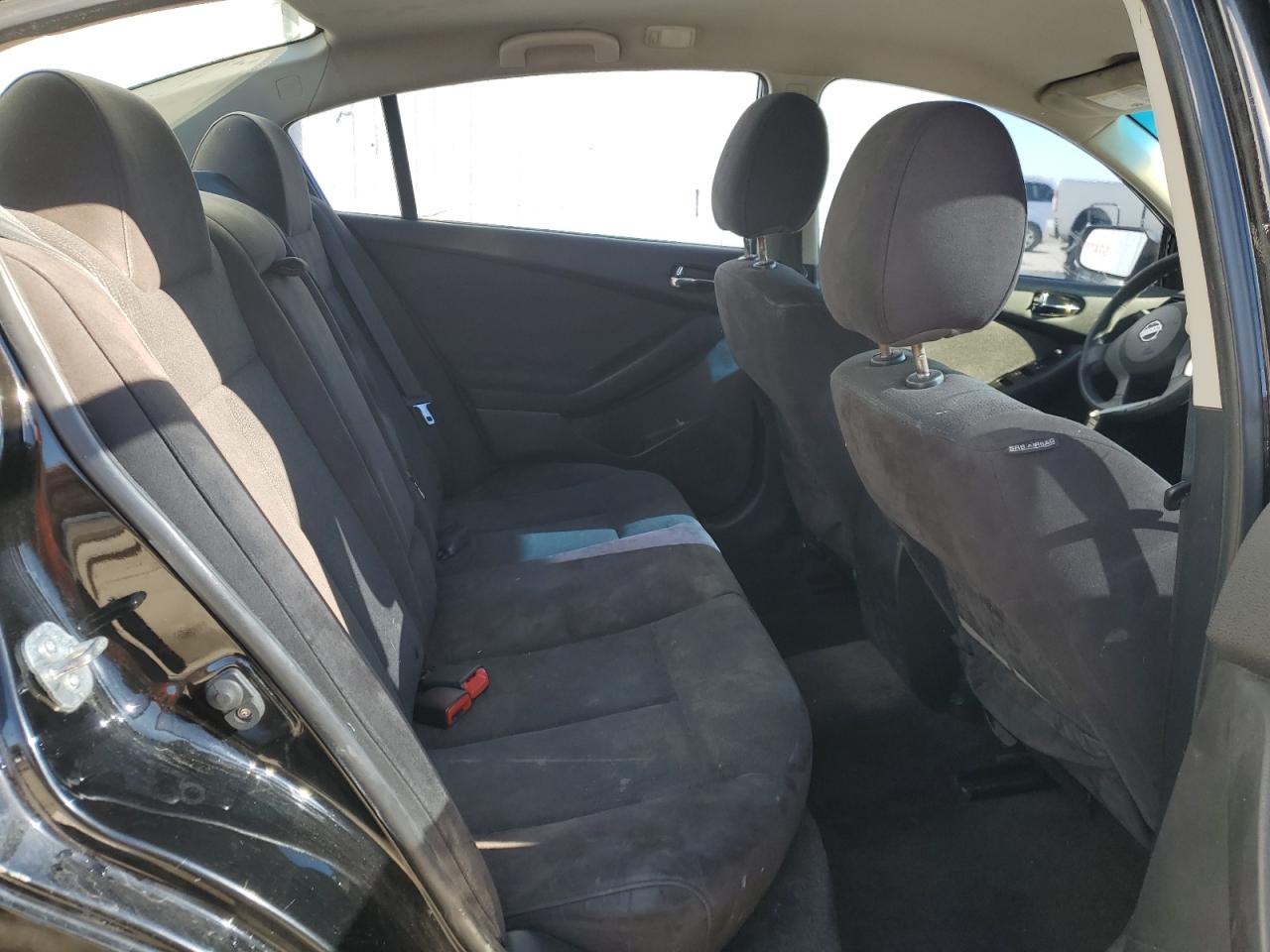 2012 Nissan Altima - Image 11