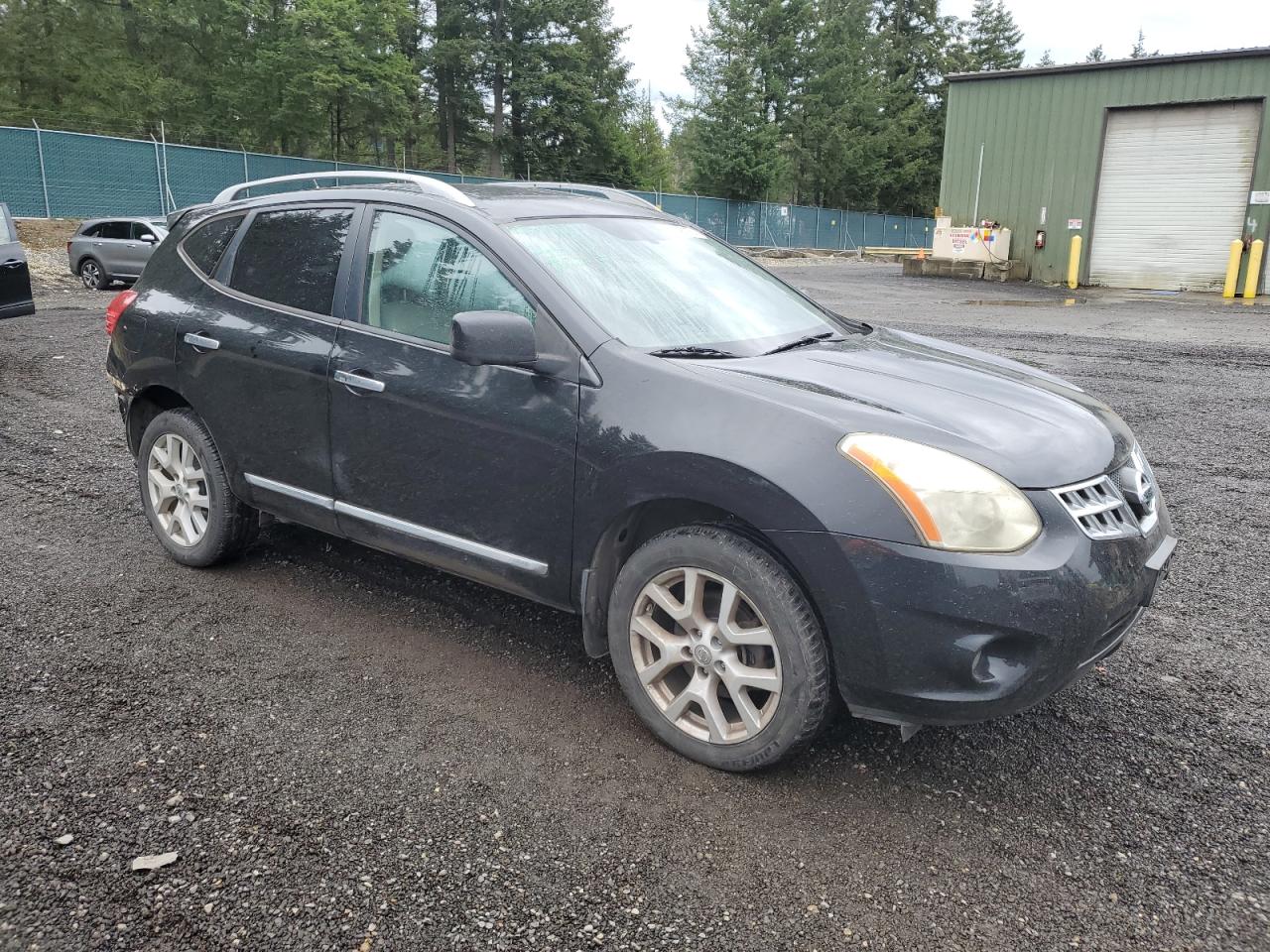 2013 Nissan Rogue - Image 4