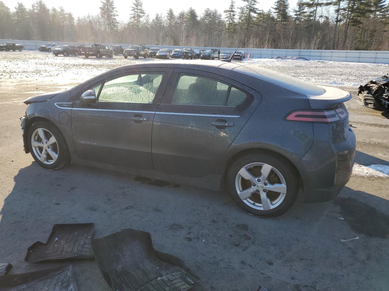 2013 Chevrolet Volt - Image 2