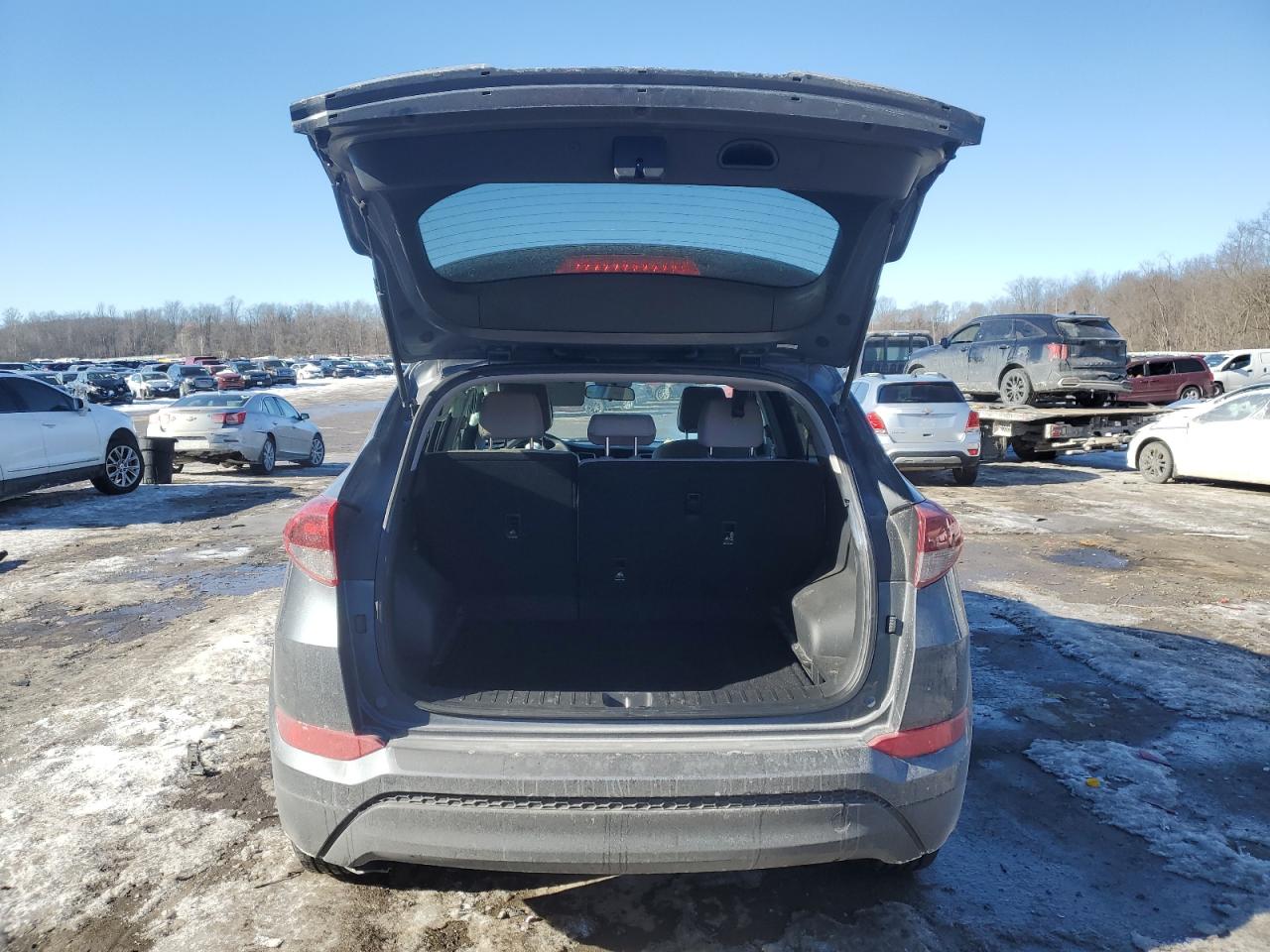 2017 Hyundai Tucson - Image 6