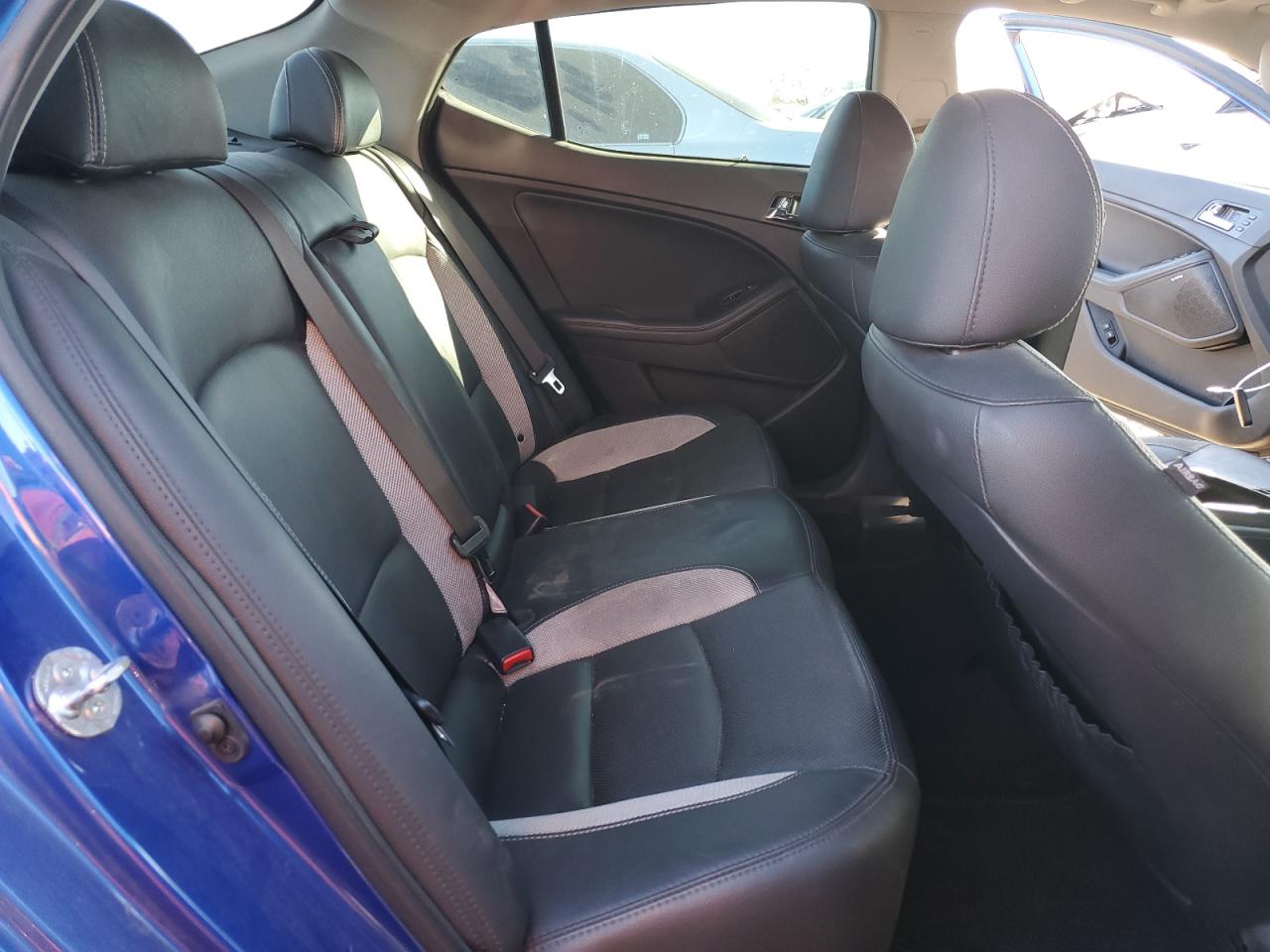 2013 Kia Optima - Image 10