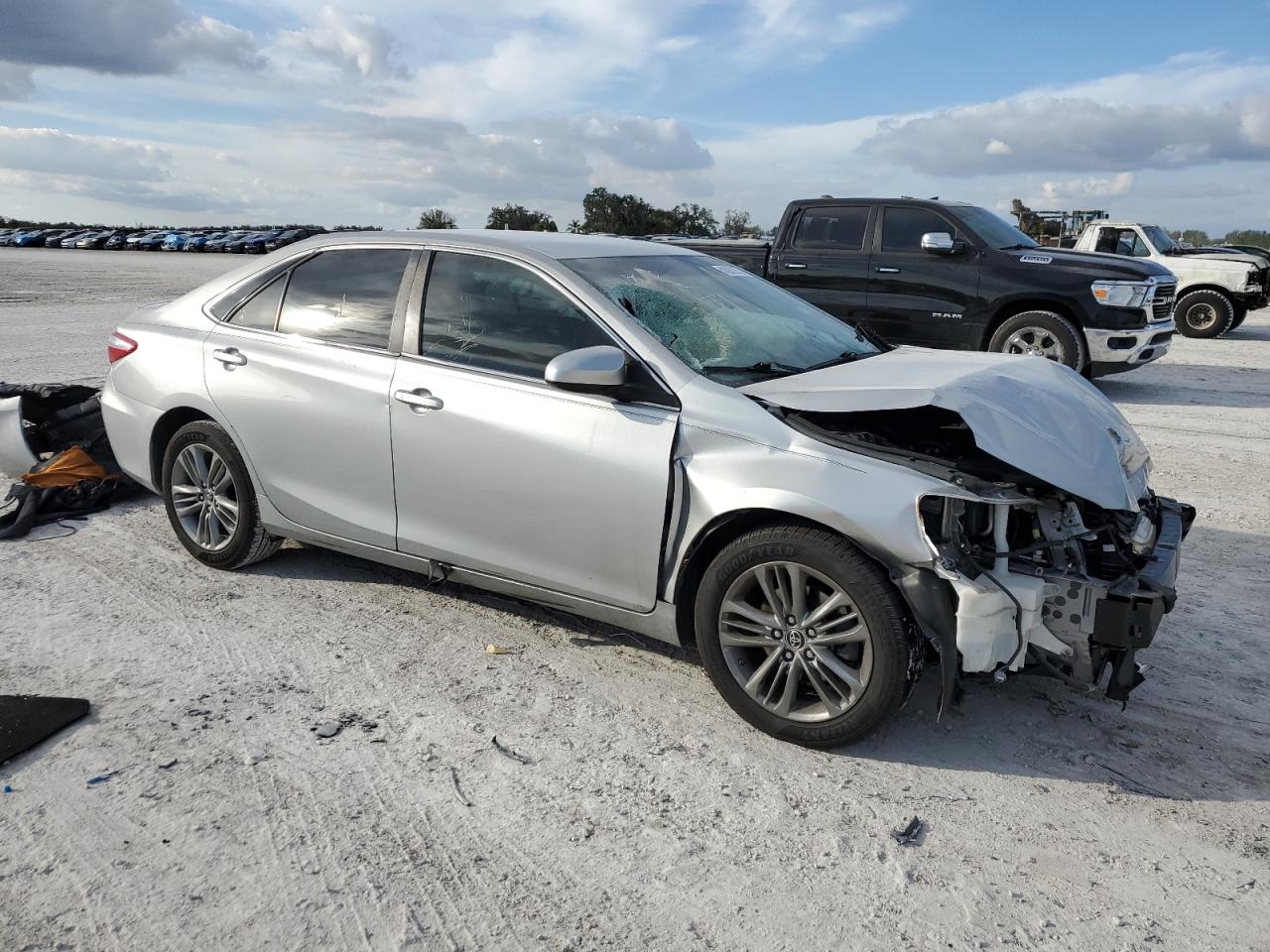 2015 Toyota Camry - Image 4